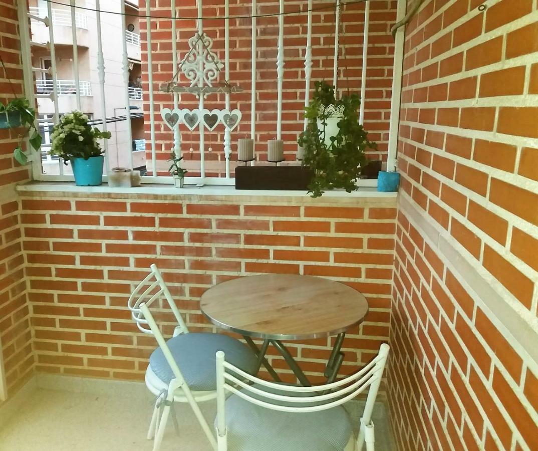 Amazing Sunny Flat With Balcony Pool Two Mins From The Beach Торевиеха Екстериор снимка