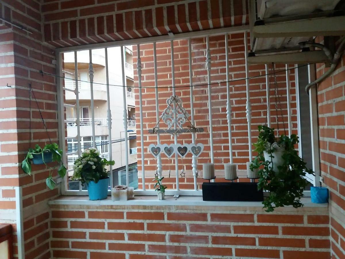 Amazing Sunny Flat With Balcony Pool Two Mins From The Beach Торевиеха Екстериор снимка
