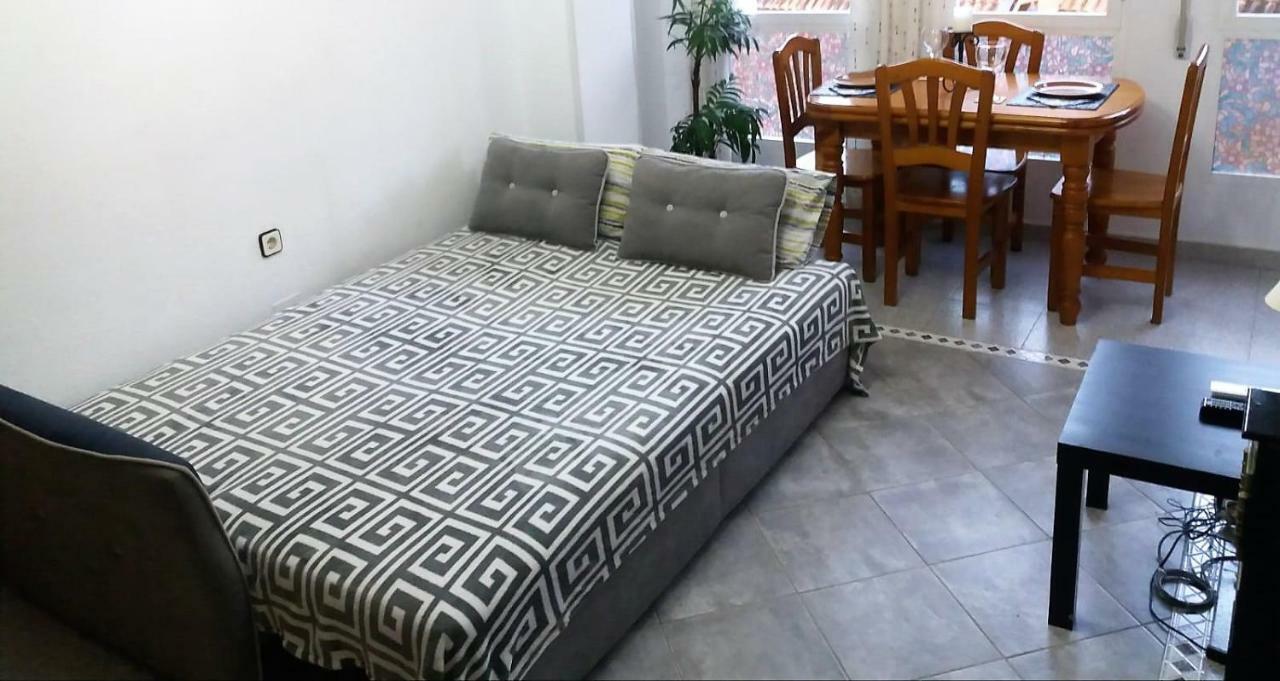 Amazing Sunny Flat With Balcony Pool Two Mins From The Beach Торевиеха Екстериор снимка