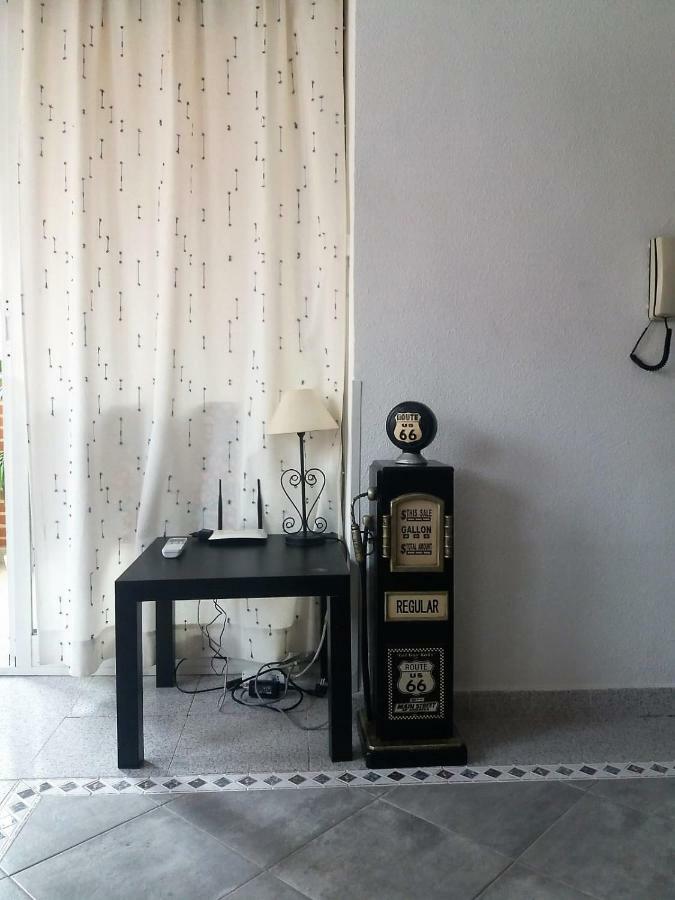 Amazing Sunny Flat With Balcony Pool Two Mins From The Beach Торевиеха Екстериор снимка