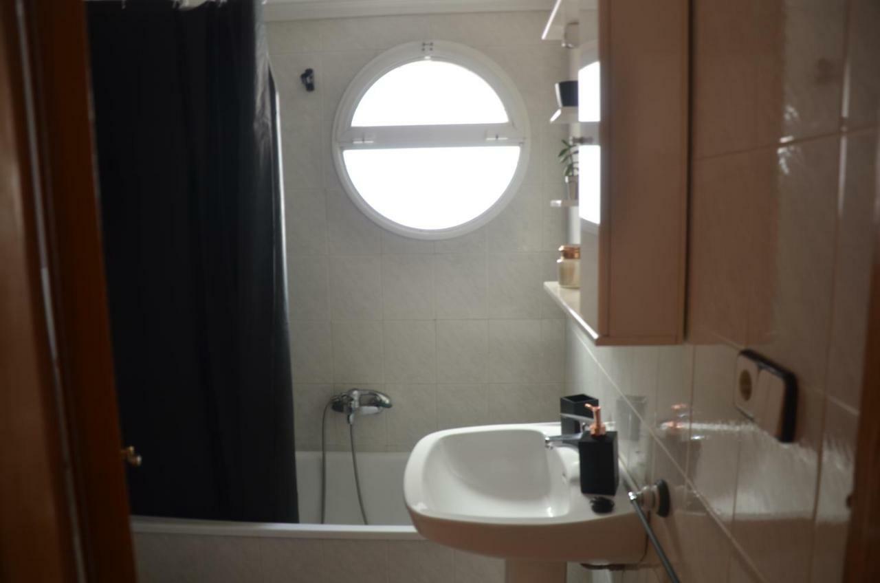 Amazing Sunny Flat With Balcony Pool Two Mins From The Beach Торевиеха Екстериор снимка